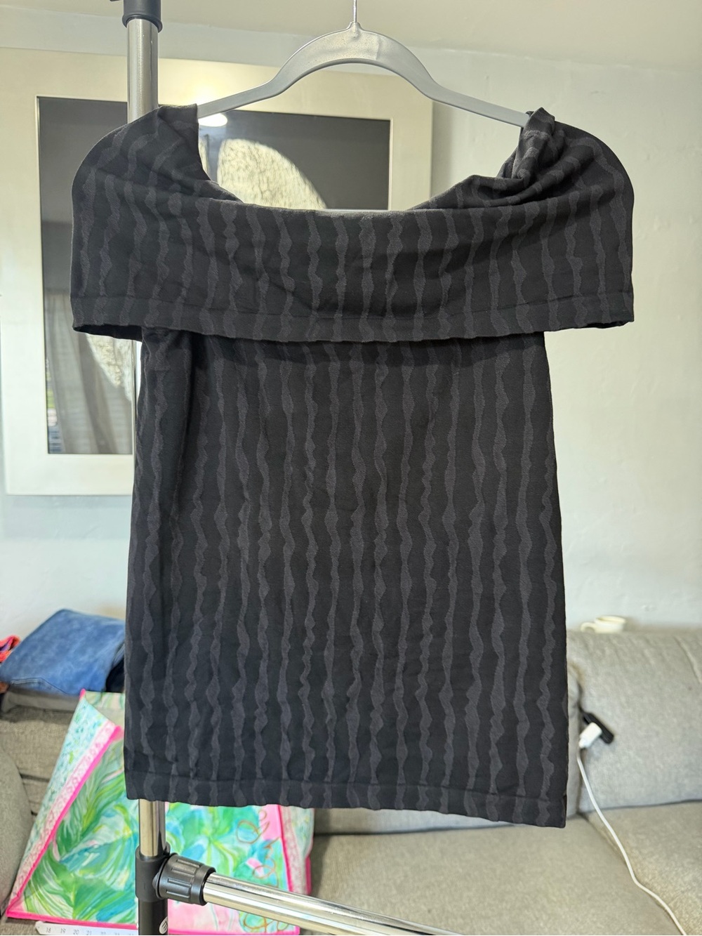 Wolford Women’s Black Off Shoulder Top Size Medium #204